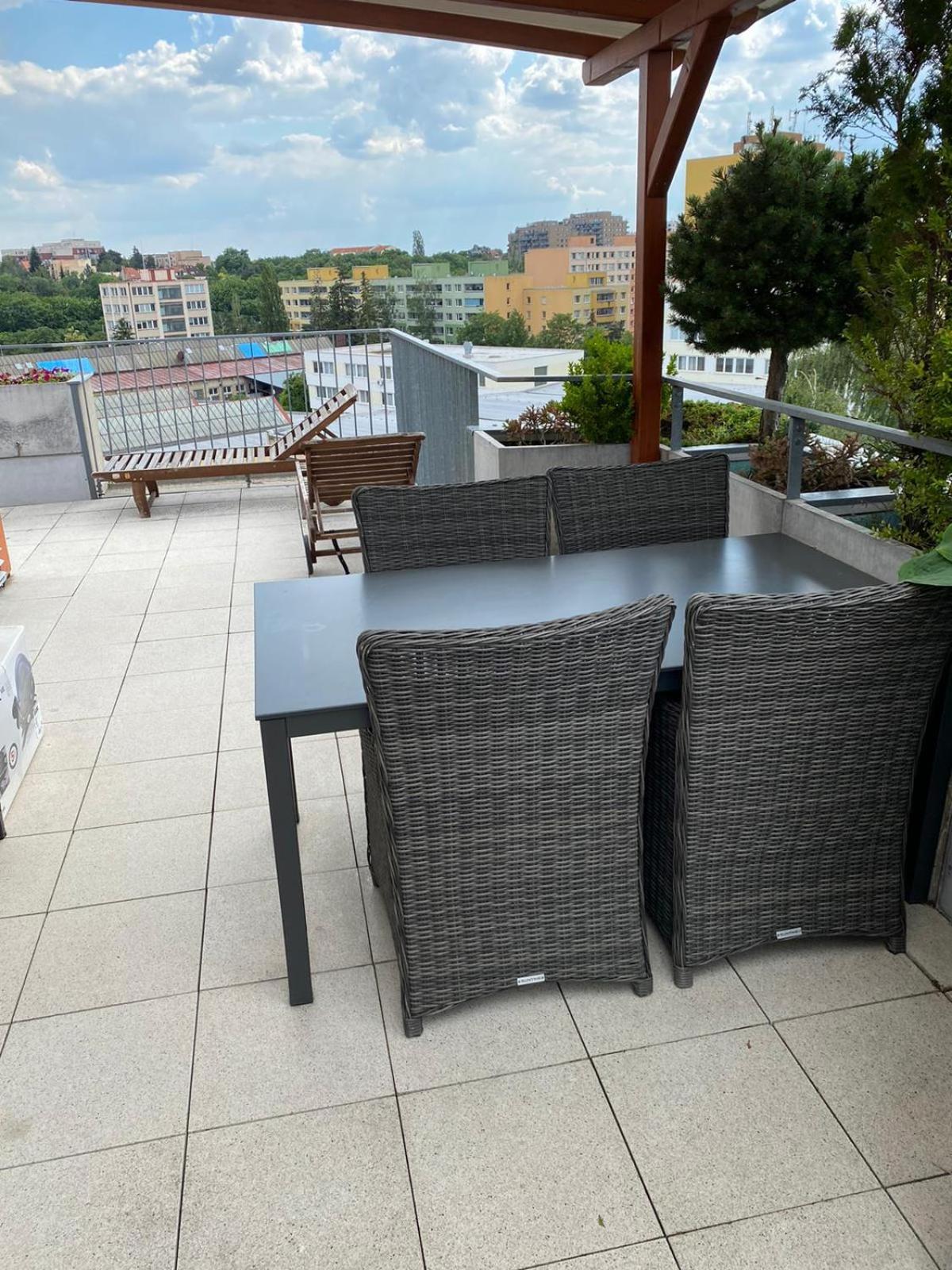 Rooftop With Pergola And Parking Apartament *